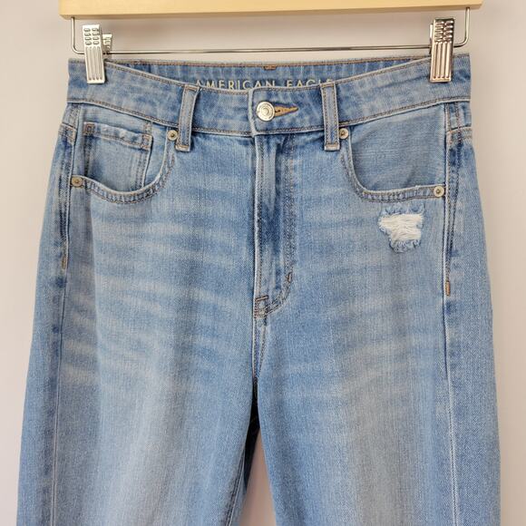 American  Eagle Outfitters Distressed Mom Jeans Size 2 Short - Picture 2 of 12
